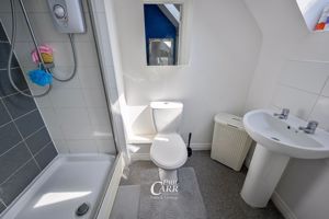 Master En-Suite- click for photo gallery